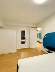 Lucky Plaza (D9), Apartment #550579031